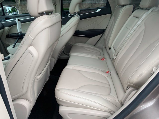 Used 2019 Lincoln MKC Reserve AWD/4WD image 17