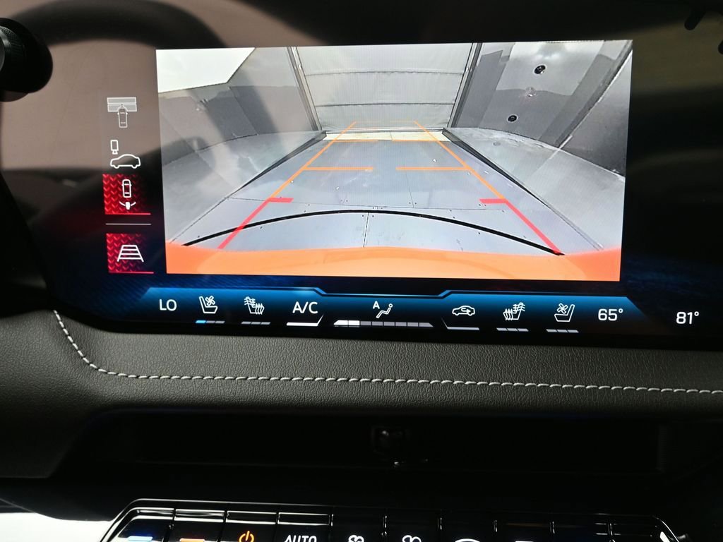 Used 2026 Chevrolet Corvette Z06 w/ Stealth Interior Trim Package image 9