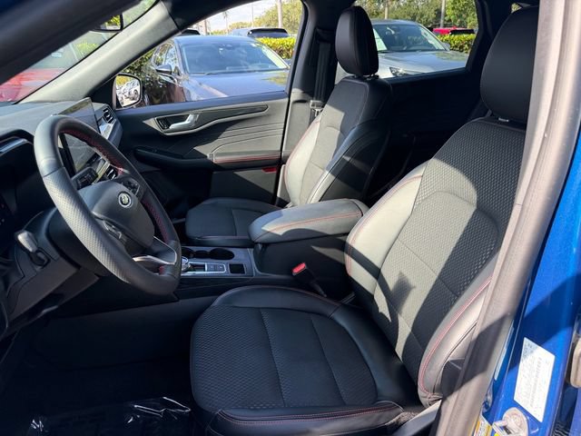 Used 2023 Ford Escape ST-Line Elite AWD/4WD image 12