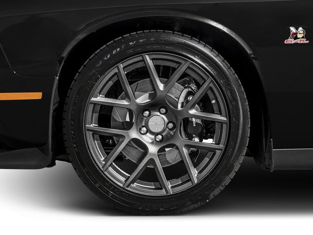Used 2017 Dodge Challenger R/T Scat Pack RWD image 14