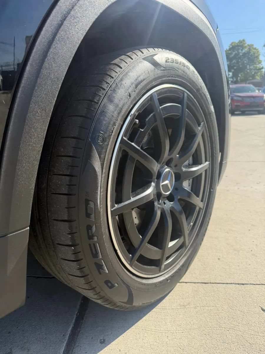 Used 2021 Mercedes-Benz GLA 35 AMG 4MATIC image 9