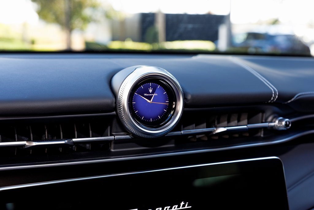 New 2025 Maserati Grecale GT image 23
