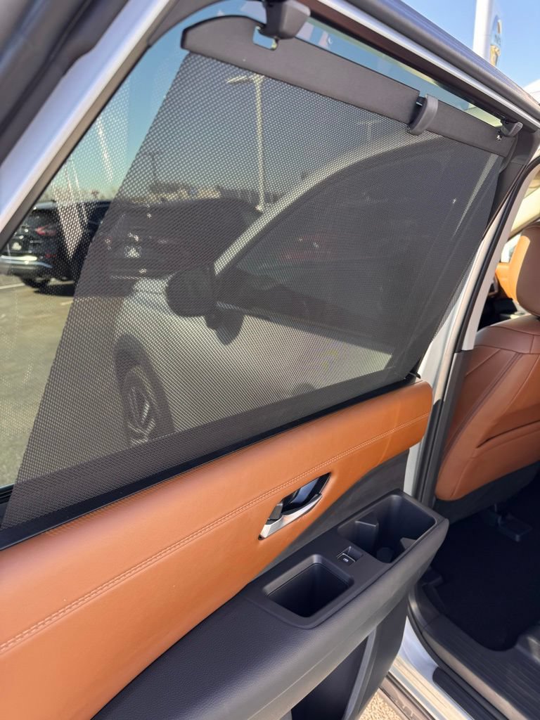 Used 2025 Nissan Pathfinder Platinum w/ Cargo Package AWD/4WD image 19