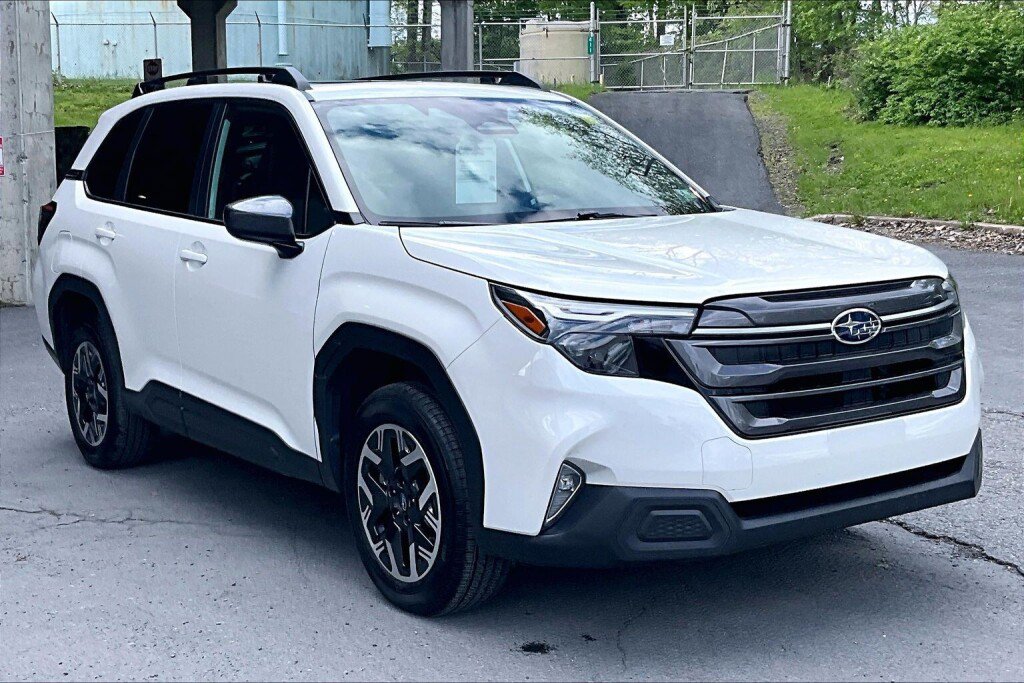 Certified 2026 Subaru Forester Premium AWD/4WD image 19
