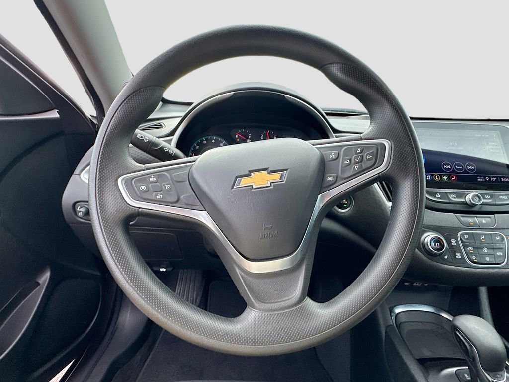 Used 2022 Chevrolet Malibu LT image 11
