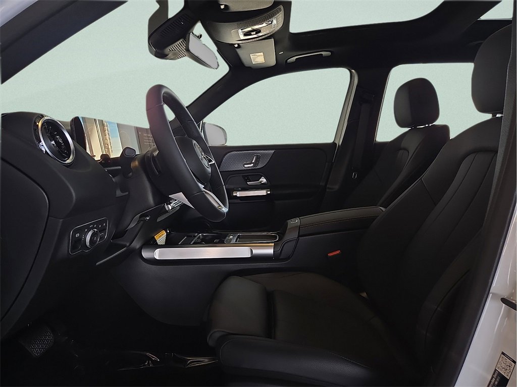New 2026 Mercedes-Benz GLB 250 image 17