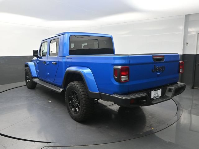 Used 2025 Jeep Gladiator Sport AWD/4WD image 8