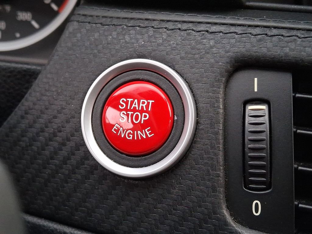 Used 2012 BMW M3 Base image 18