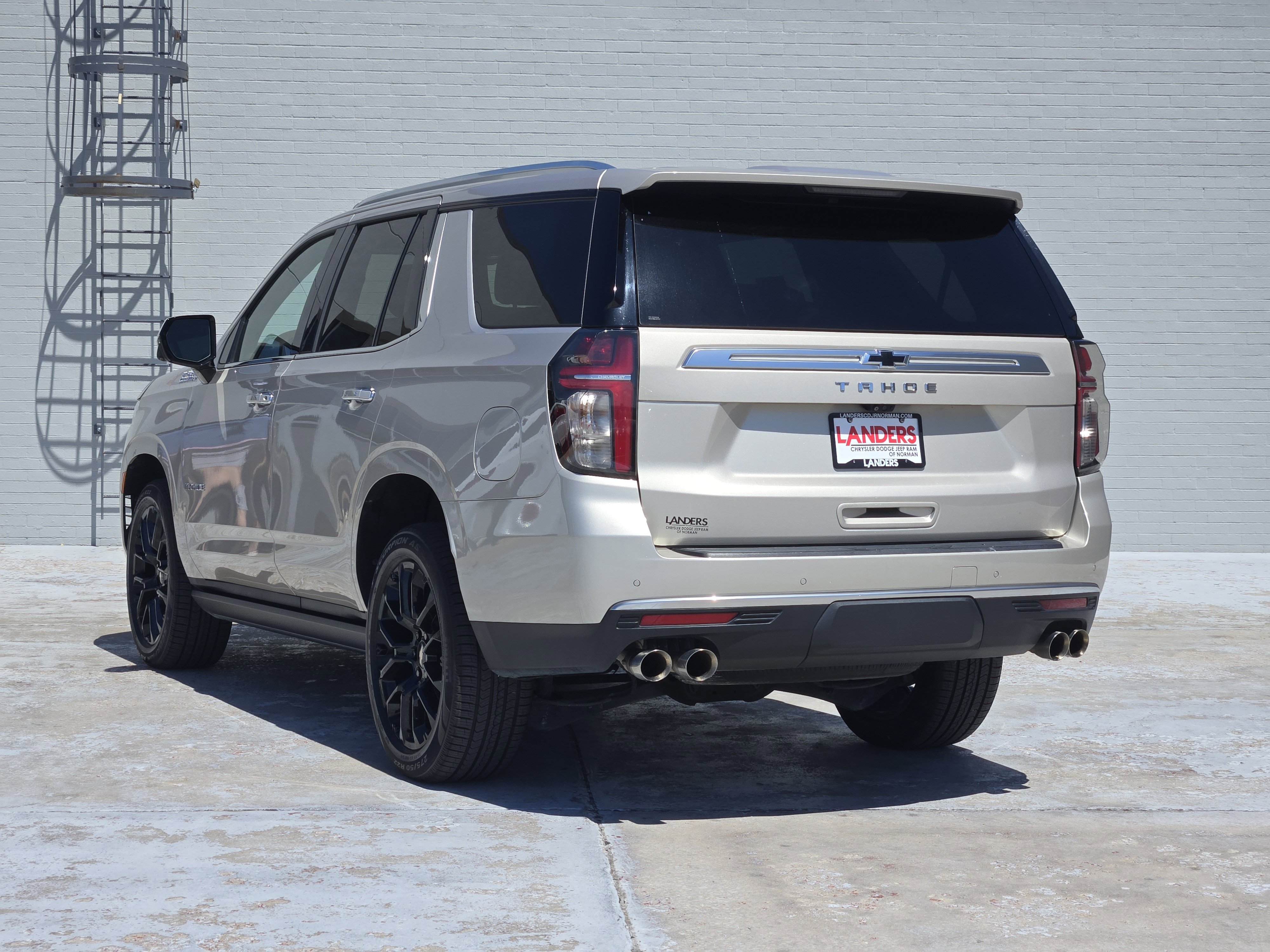 Used 2023 Chevrolet Tahoe High Country w/ Premium Package 2 image 6