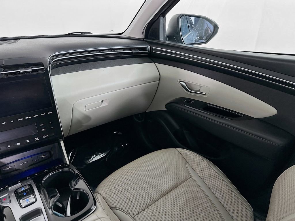 Used 2024 Hyundai Tucson Limited AWD/4WD image 32