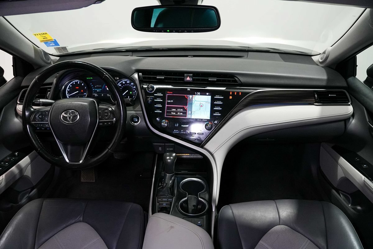 Used 2019 Toyota Camry XLE FWD image 19