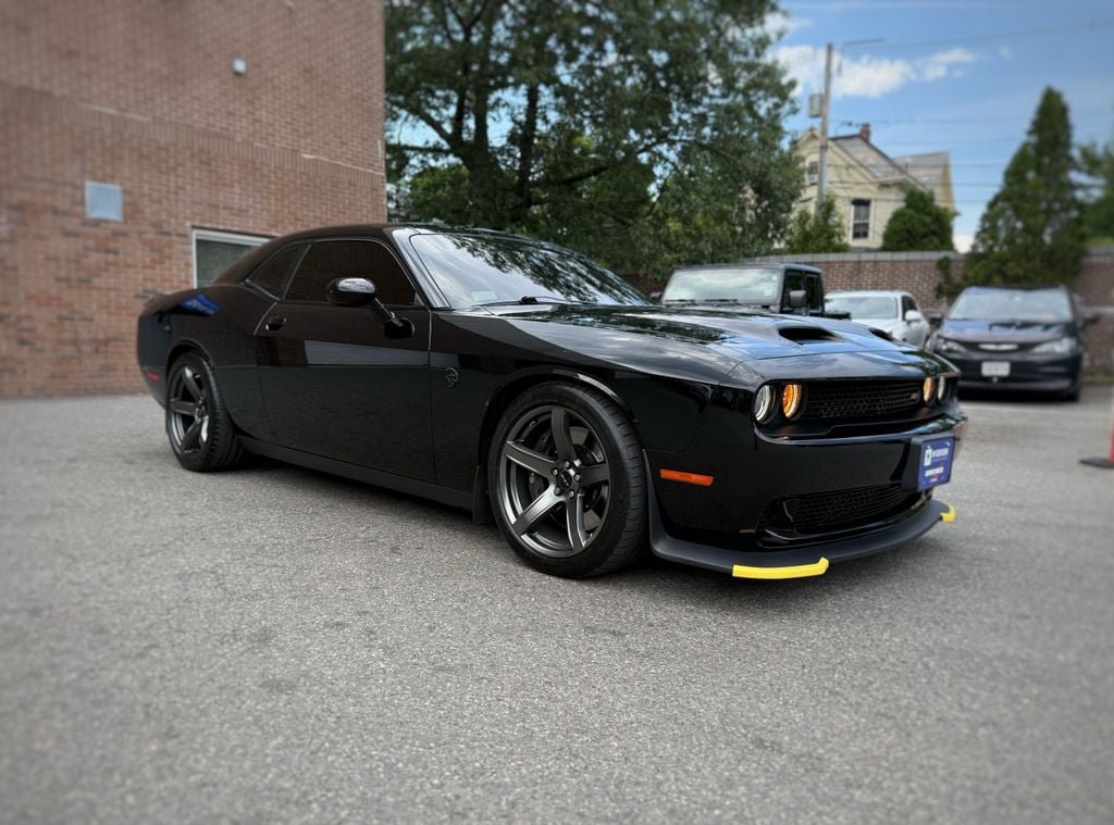 Used 2019 Dodge Challenger SRT Hellcat Redeye RWD image 3
