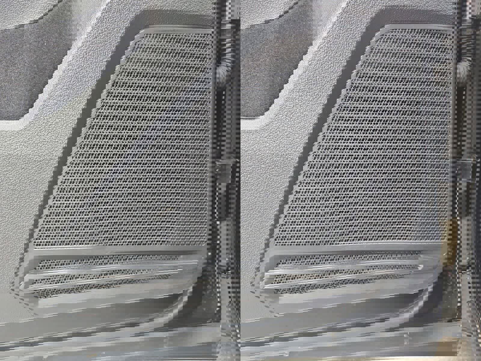 Used 2022 Volkswagen Tiguan S image 28