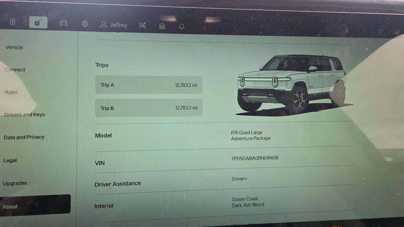 Used 2024 Rivian R1S Adventure AWD/4WD image 3