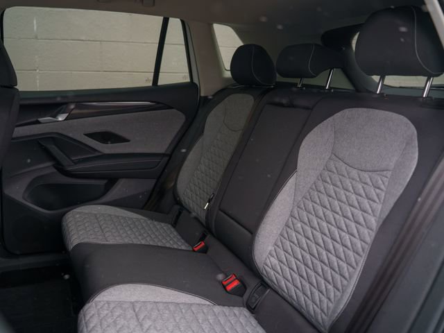 Used 2025 Volkswagen Tiguan S w/ 18" Wheel Package image 16