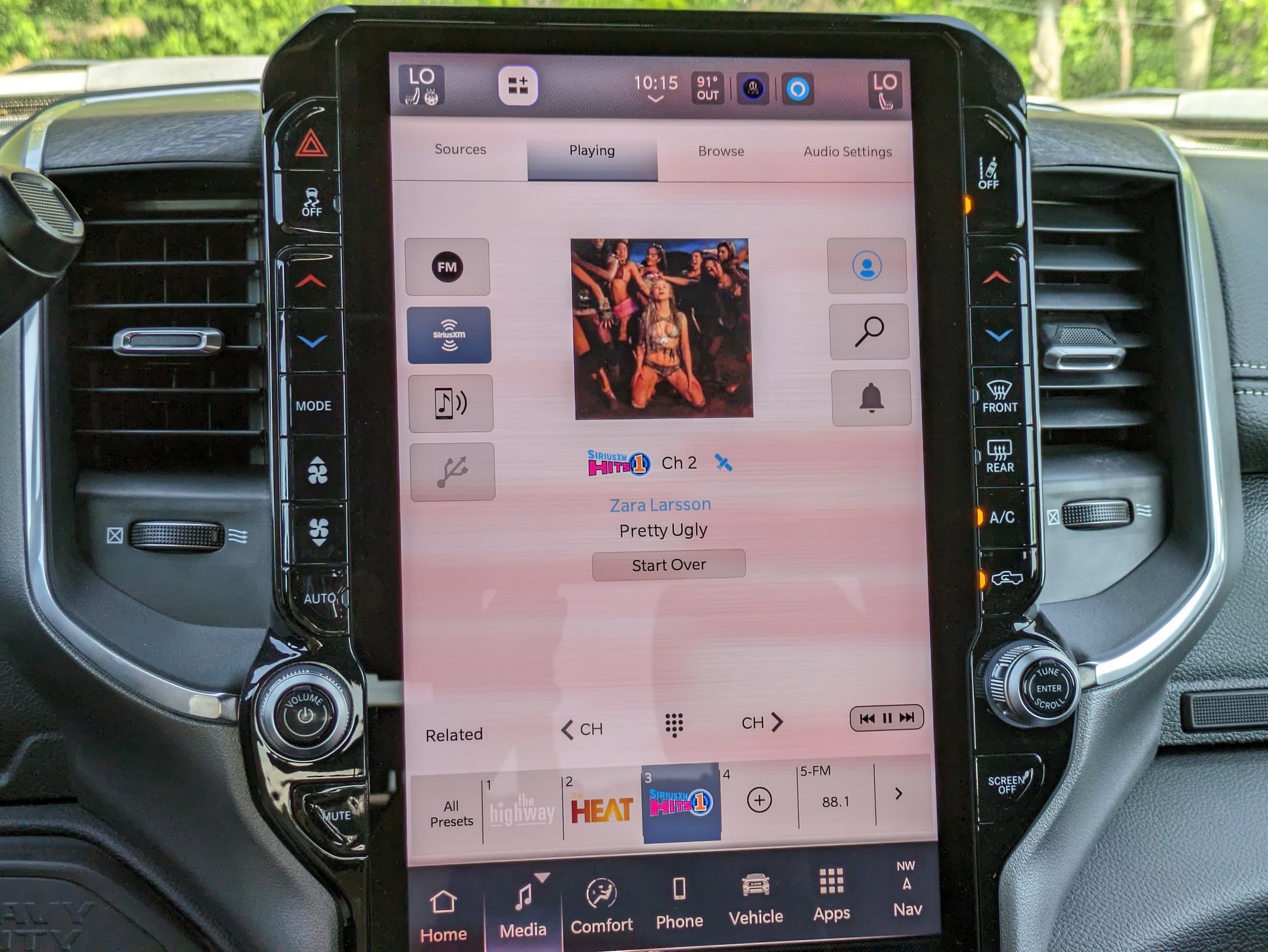 New 2025 RAM 2500 Laramie image 18