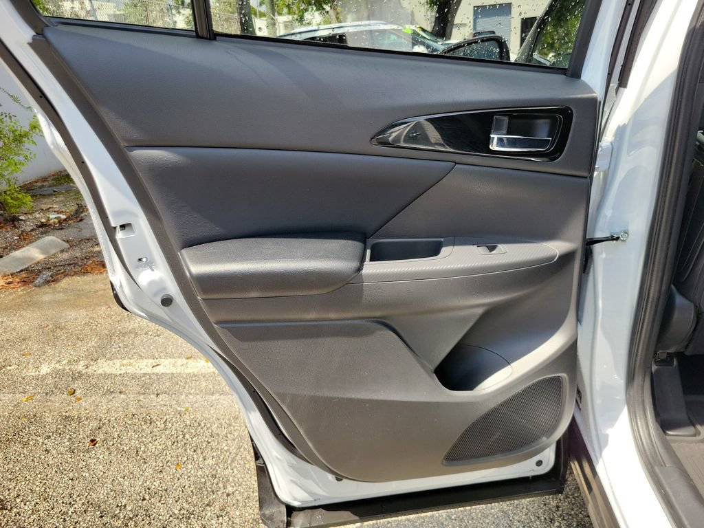 Used 2025 Mitsubishi Eclipse Cross SE AWD/4WD image 14