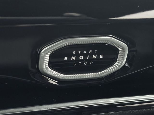 New 2026 Jeep Grand Cherokee Laredo image 25