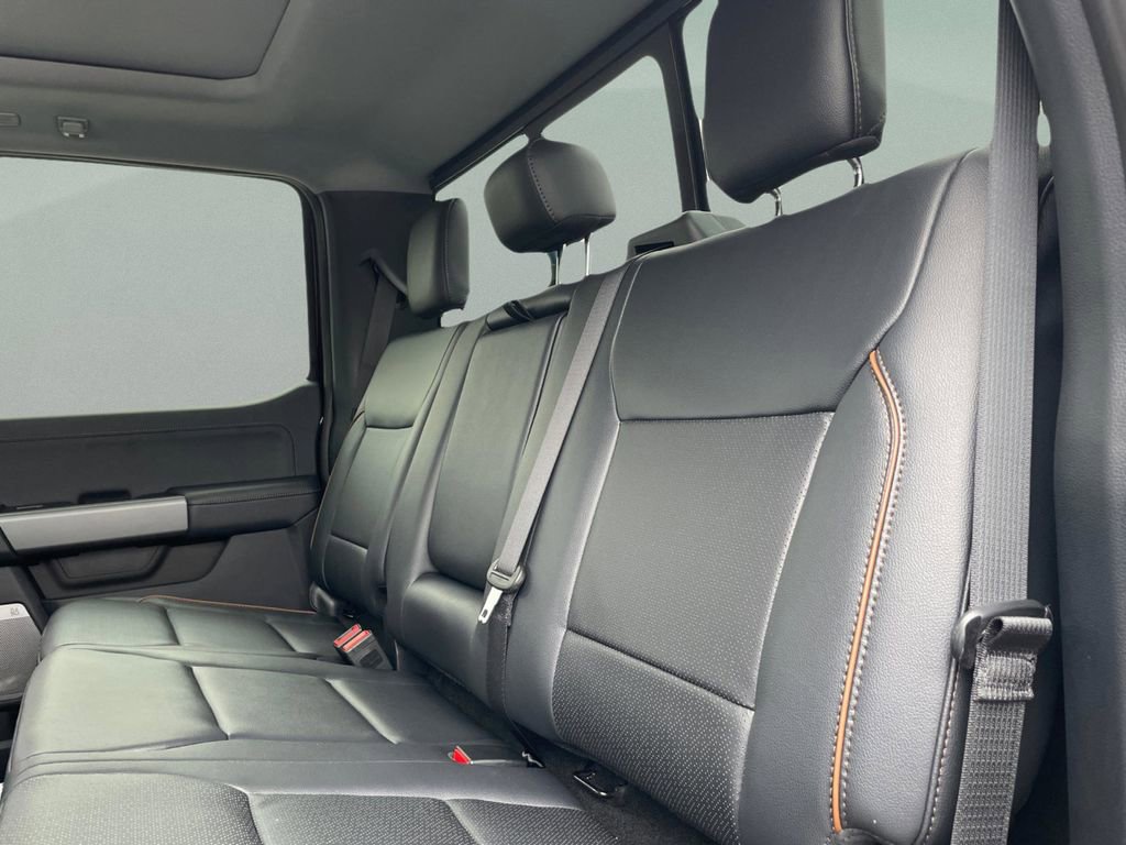 New 2026 Ford F350 Lariat w/ FX4 Off-Road Package image 10
