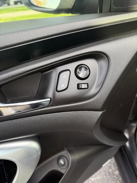 Used 2017 Buick Regal GS w/ Driver Confidence Package #2 image 15