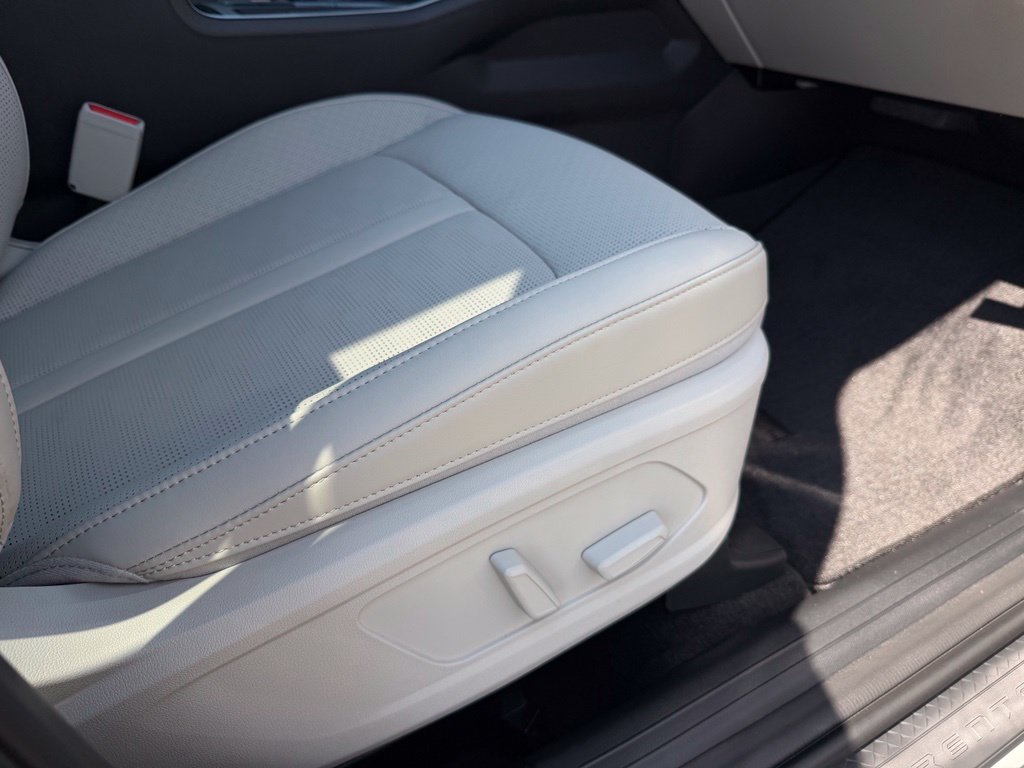 New 2026 Kia Sorento EX FWD image 39