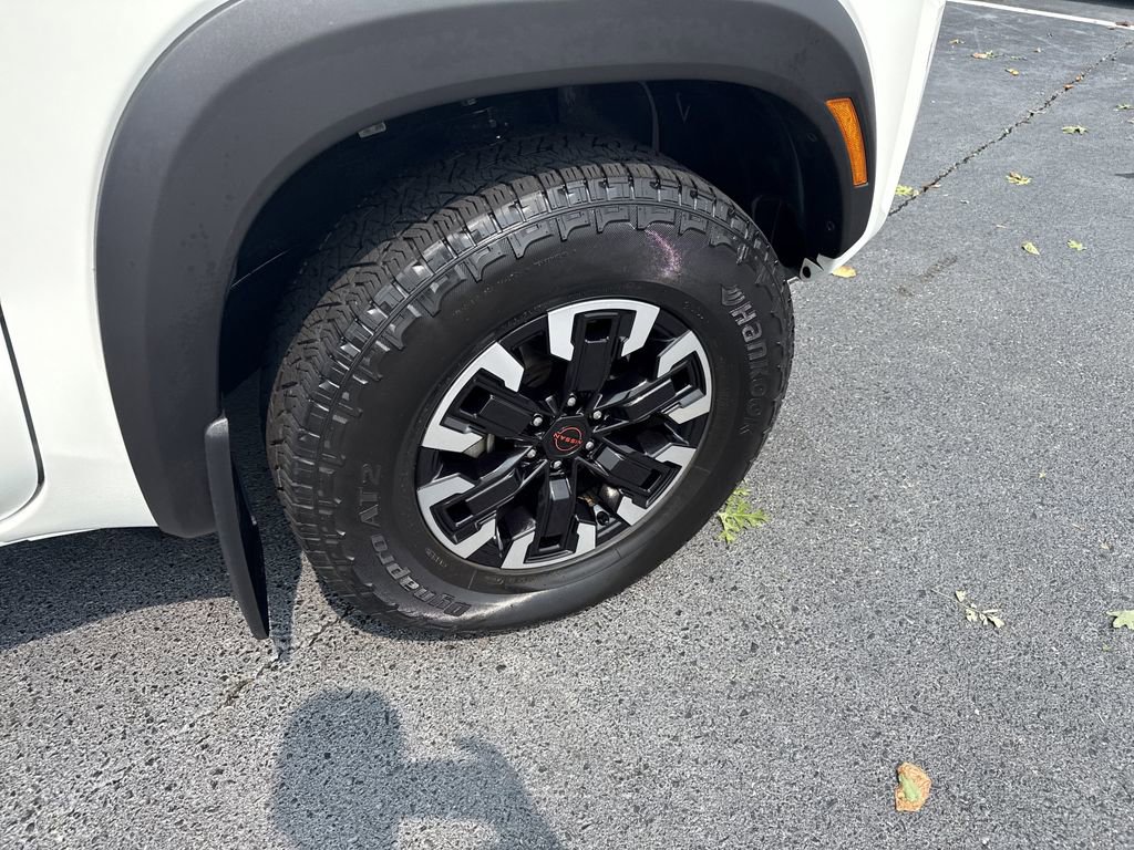 Used 2024 Nissan Frontier PRO-4X w/ Off-Road Protection Package image 22