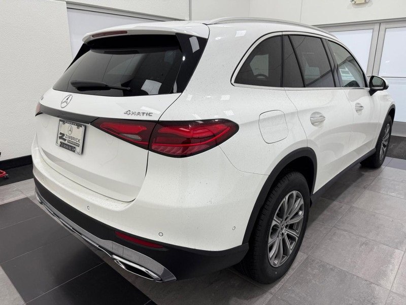 New 2026 Mercedes-Benz GLC 300 4MATIC image 2