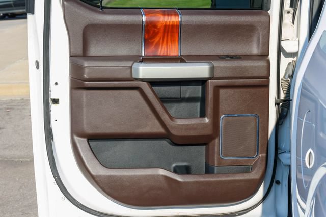 Used 2018 Ford F150 King Ranch w/ Equipment Group 601A Luxury AWD/4WD image 17