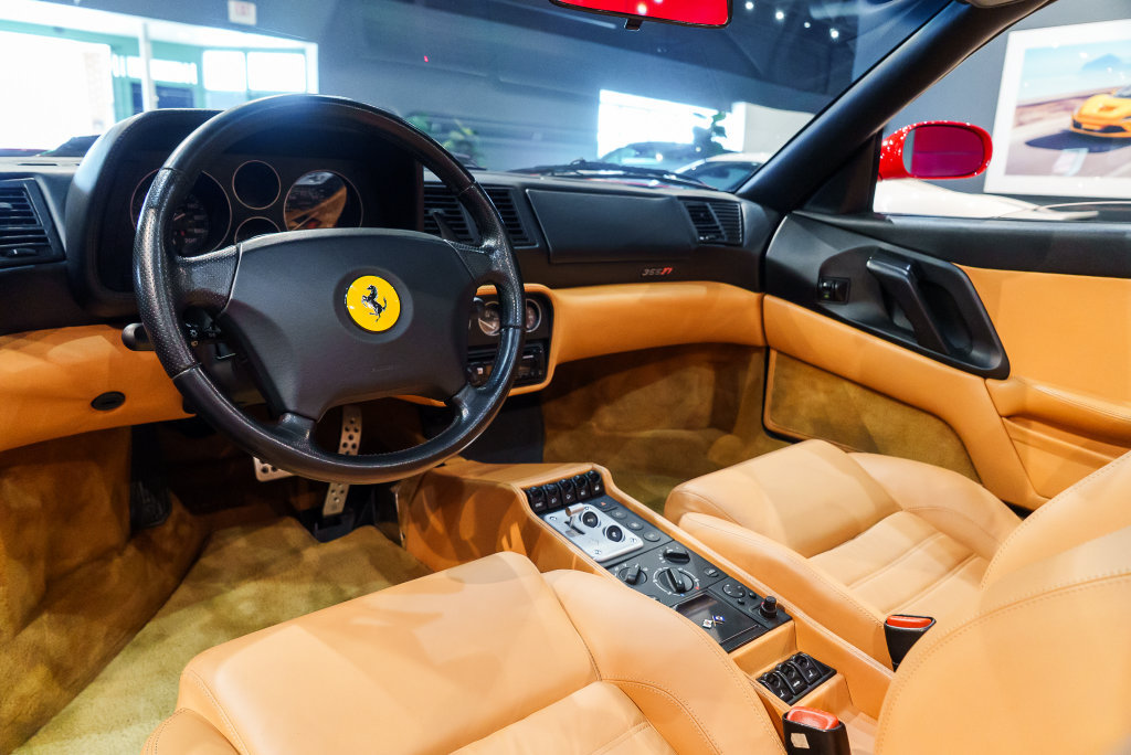 Used 1999 Ferrari F355 Spider RWD image 31