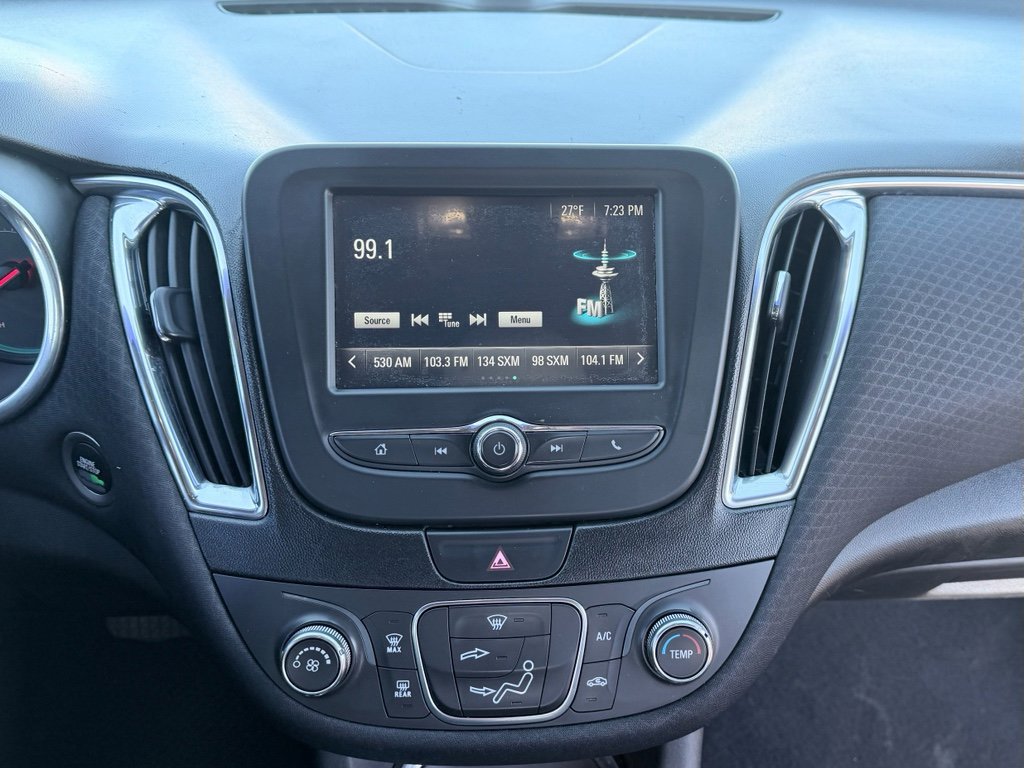 Used 2016 Chevrolet Malibu LT image 14