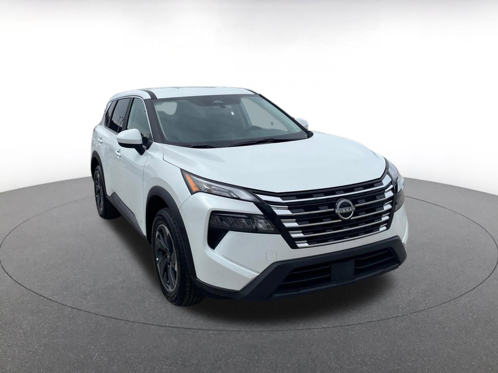 Used 2025 Nissan Rogue SV