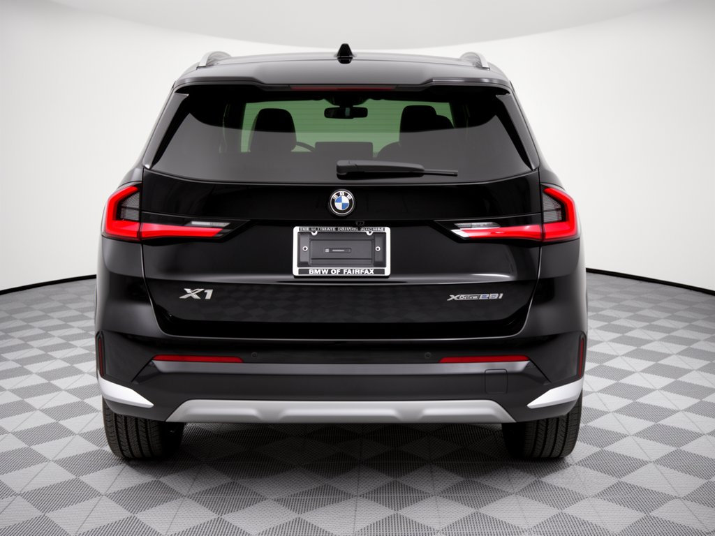 New 2027 BMW X1 xDrive28i AWD/4WD image 11