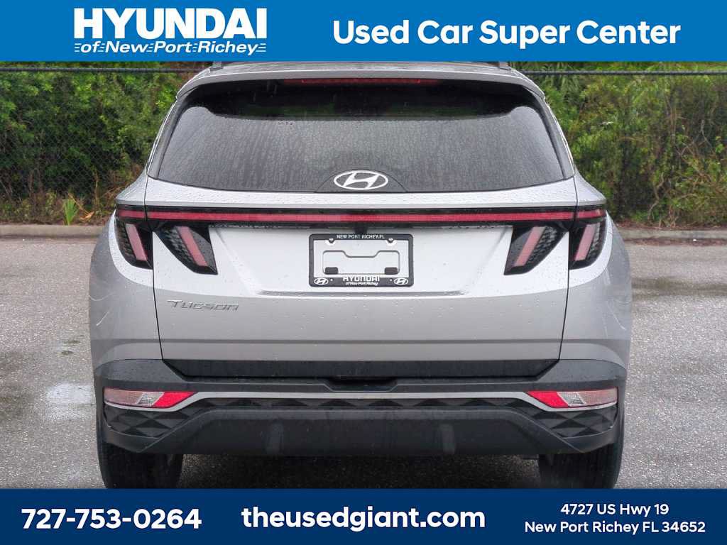 Certified 2022 Hyundai Tucson SEL w/ Cargo Package FWD image 4