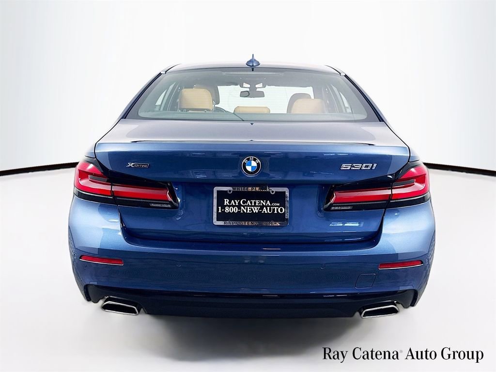 Used 2023 BMW 530i xDrive w/ Premium Package image 6