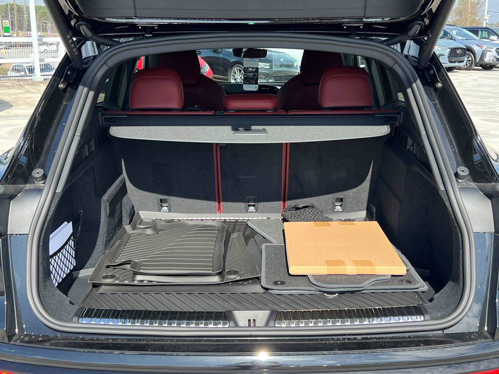 New 2025 Audi SQ5 Premium Plus image 12