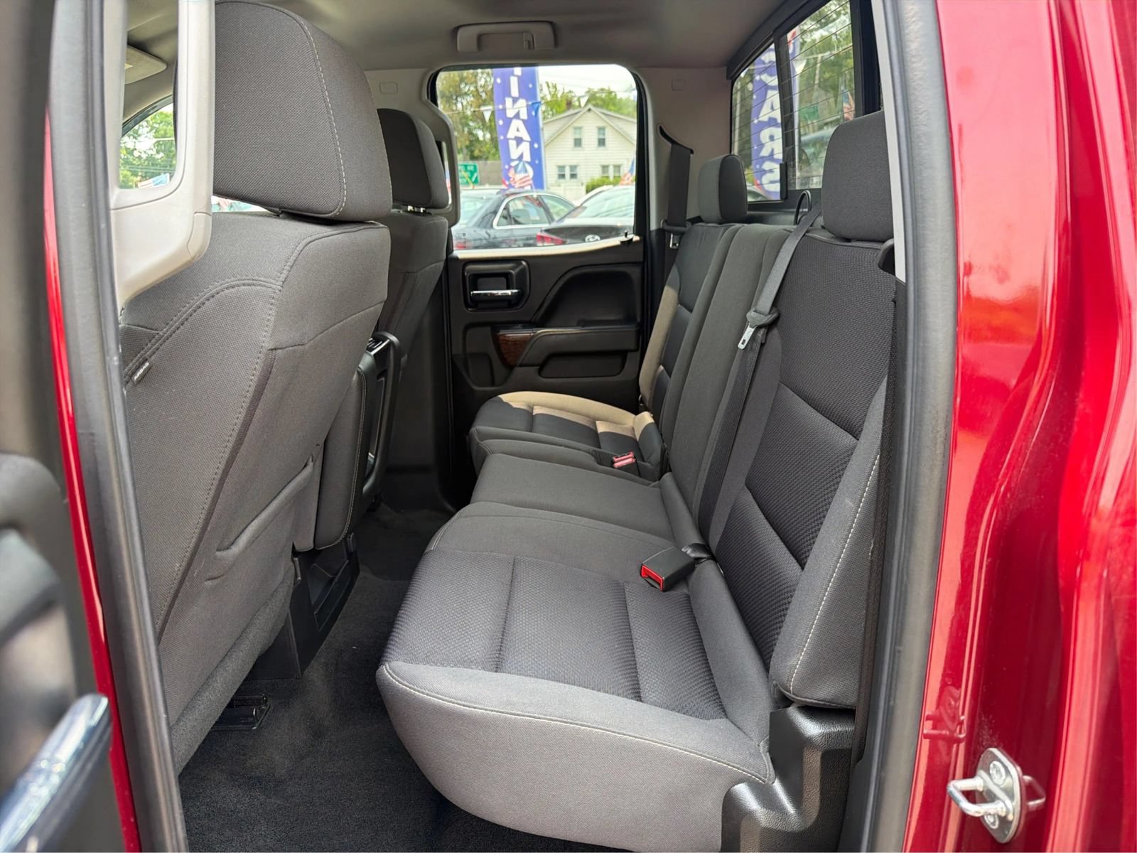 Used 2018 GMC Sierra 1500 SLE w/ SLE Value Package AWD/4WD image 10