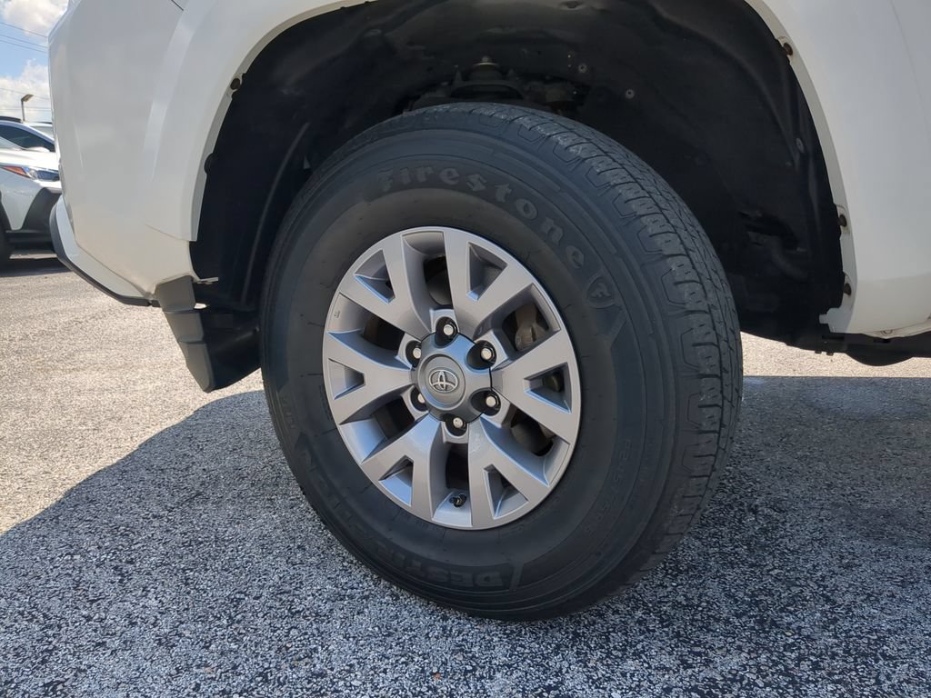 Used 2019 Toyota Tacoma SR5 RWD image 31