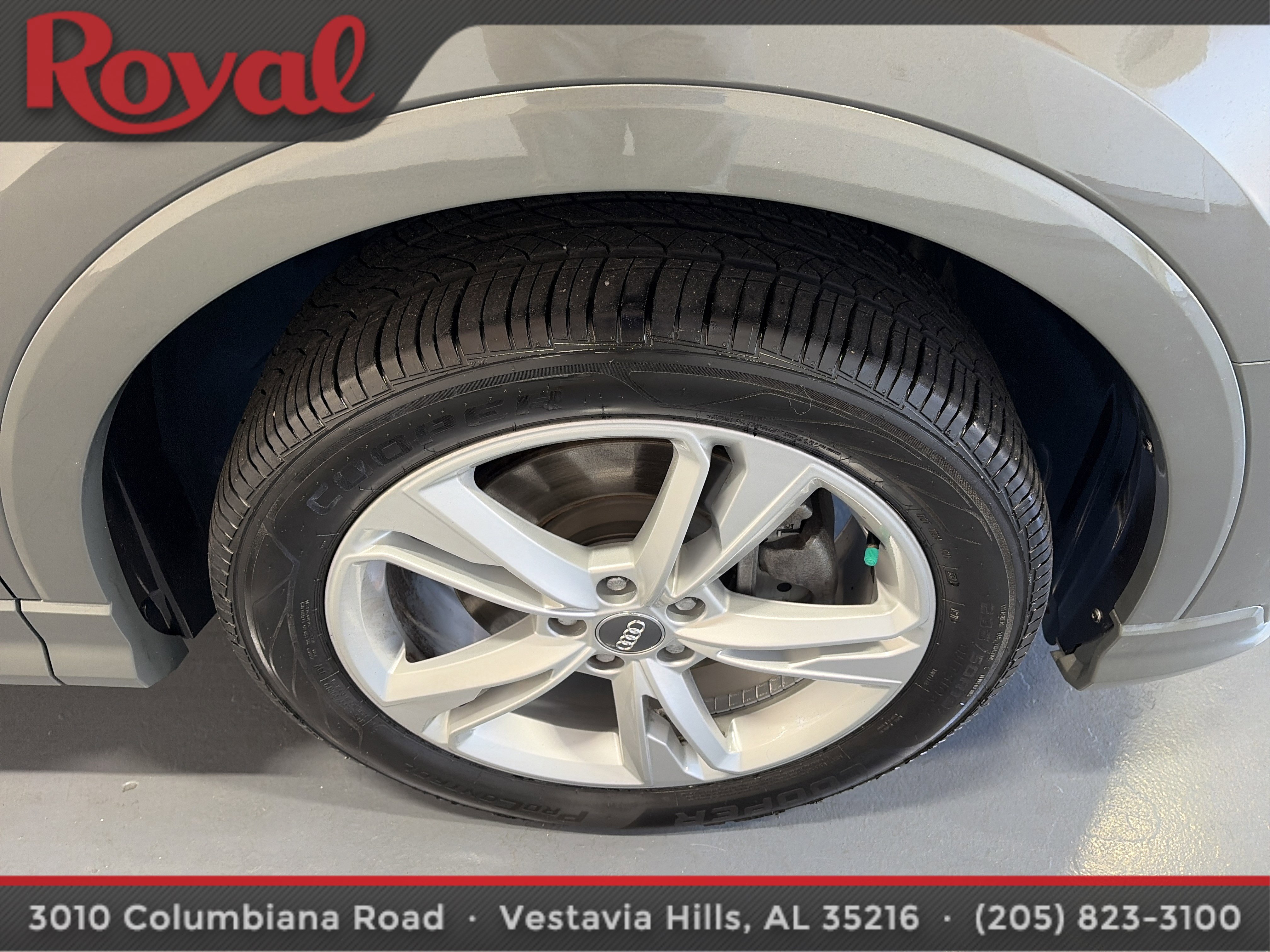 Used 2020 Audi Q3 2.0T Premium w/ Convenience Package image 9