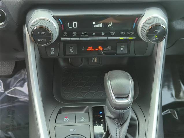 Used 2023 Toyota RAV4 XLE Premium AWD/4WD image 20