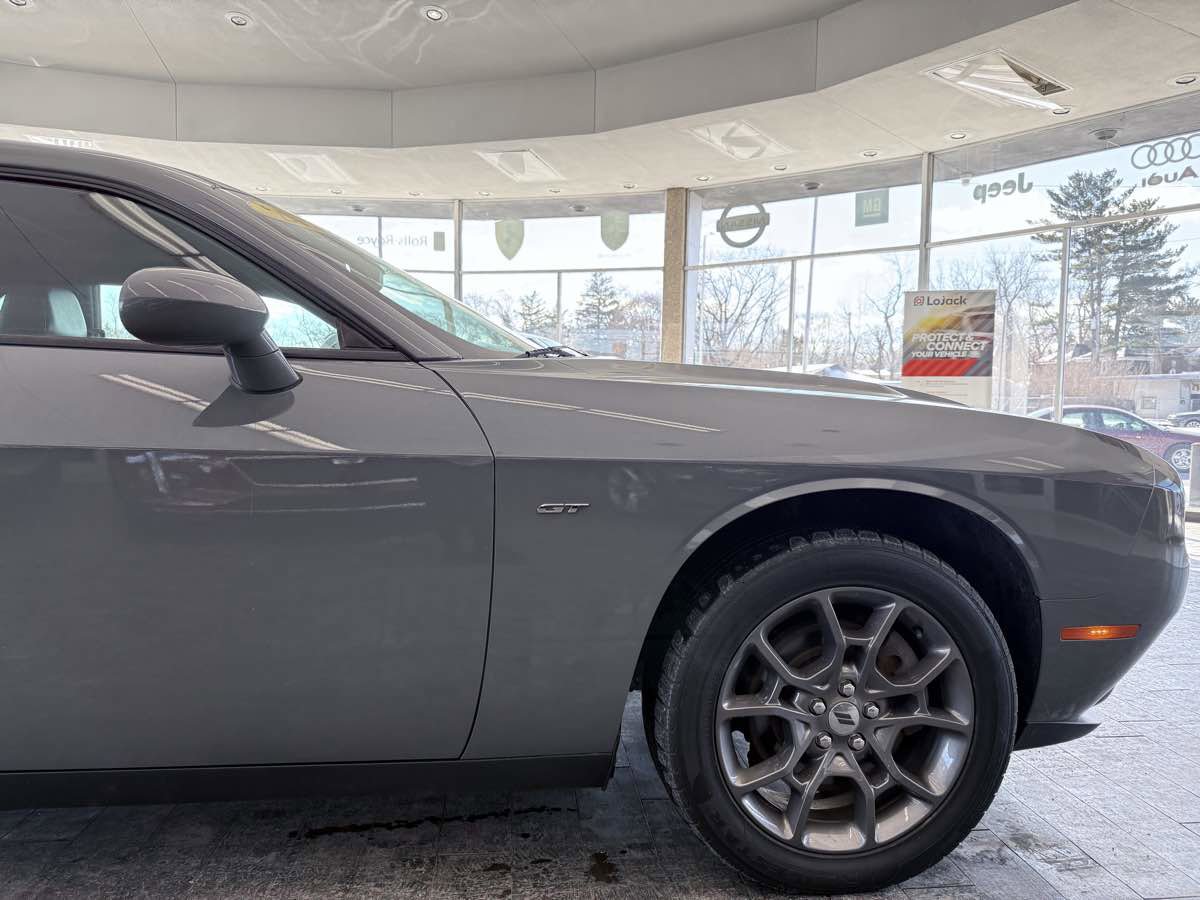 Used 2018 Dodge Challenger GT w/ GT Interior Package image 5
