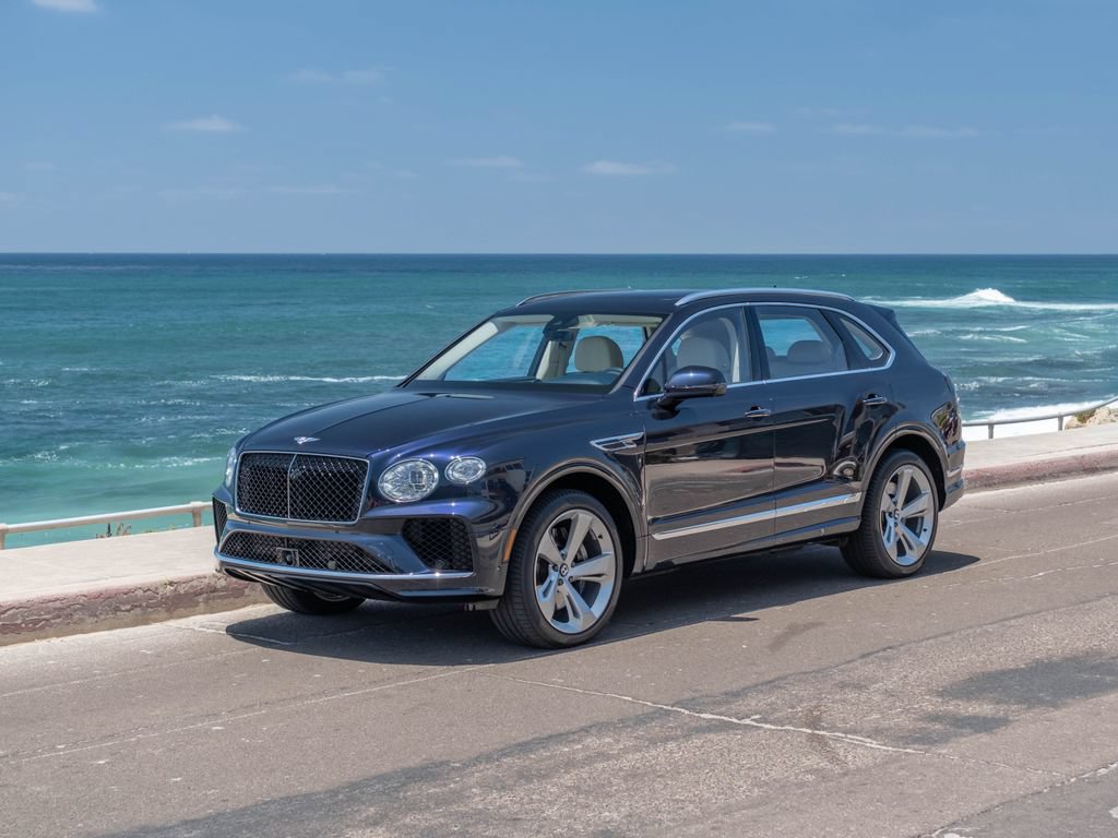 Used 2024 Bentley Bentayga AWD/4WD image 1