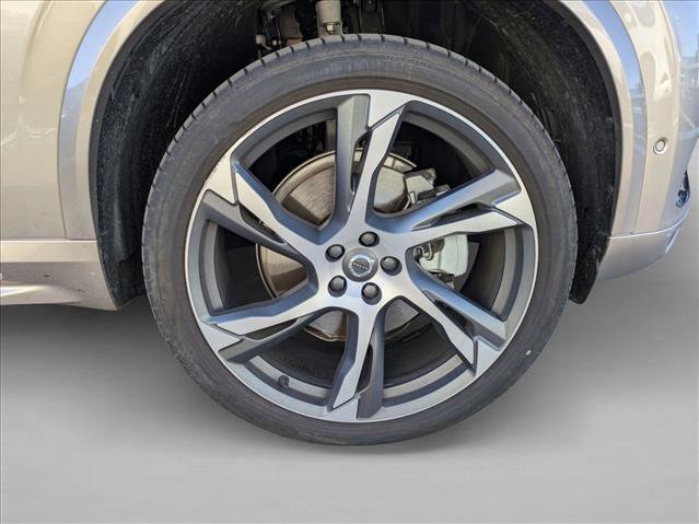 Certified 2025 Volvo XC90 B6 Plus w/ Protection Package Premier image 10