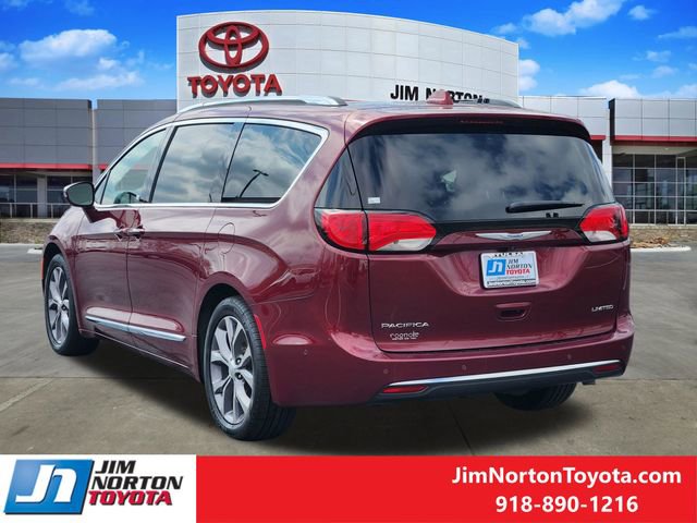 Used 2019 Chrysler Pacifica Limited w/ Tire & Wheel Group image 8