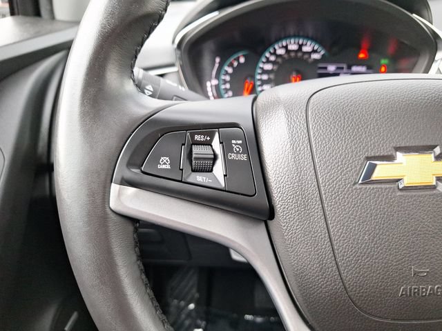 Used 2020 Chevrolet Trax LT w/ Sun & Sound Package FWD image 20