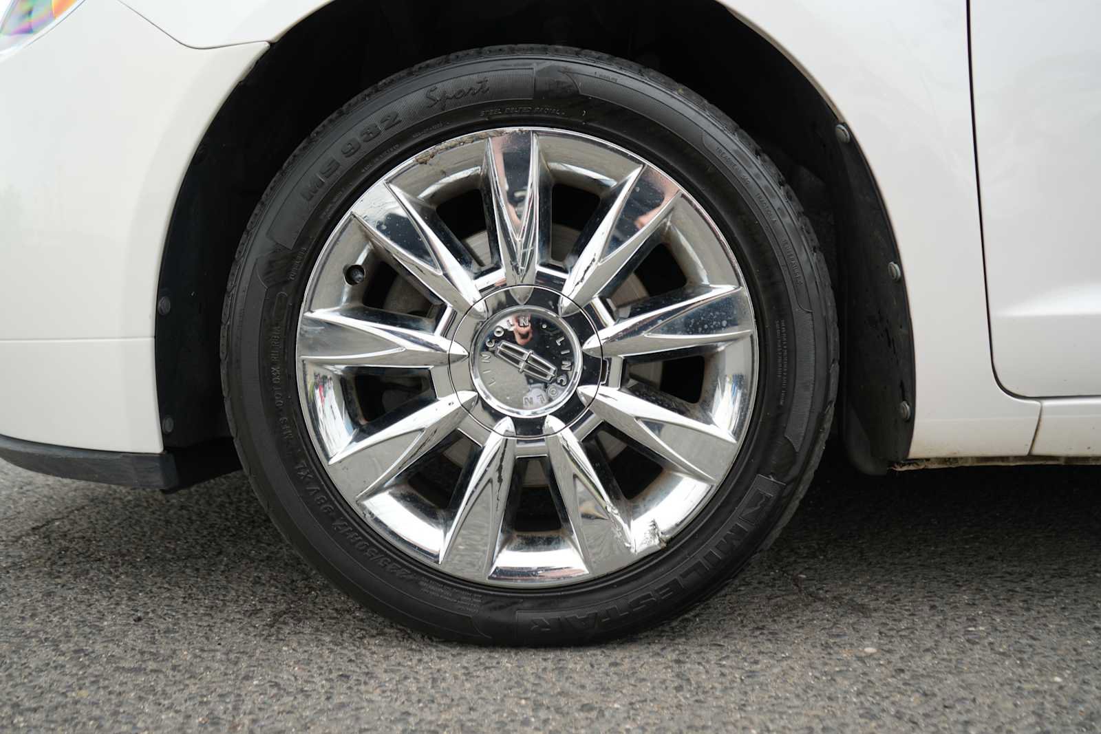 Used 2011 Lincoln MKZ AWD image 12