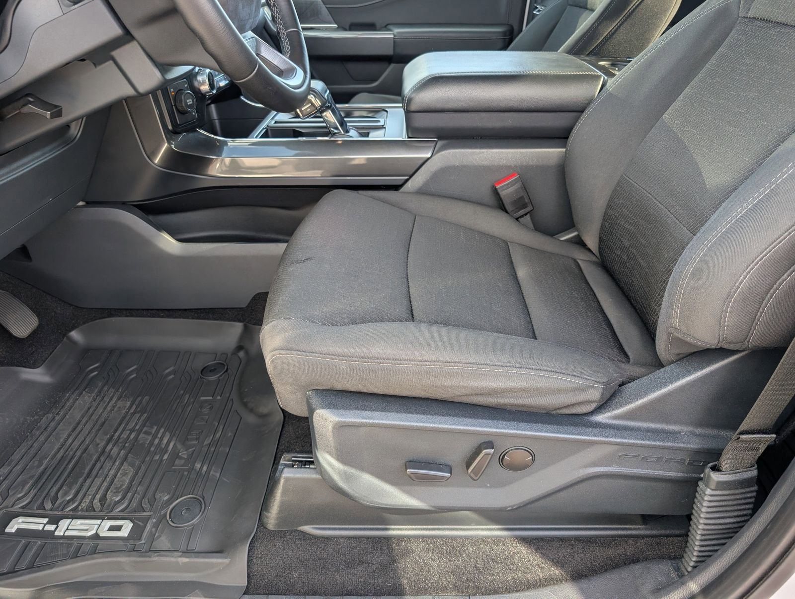 Used 2023 Ford F150 XLT w/ Equipment Group 302A High AWD/4WD image 14