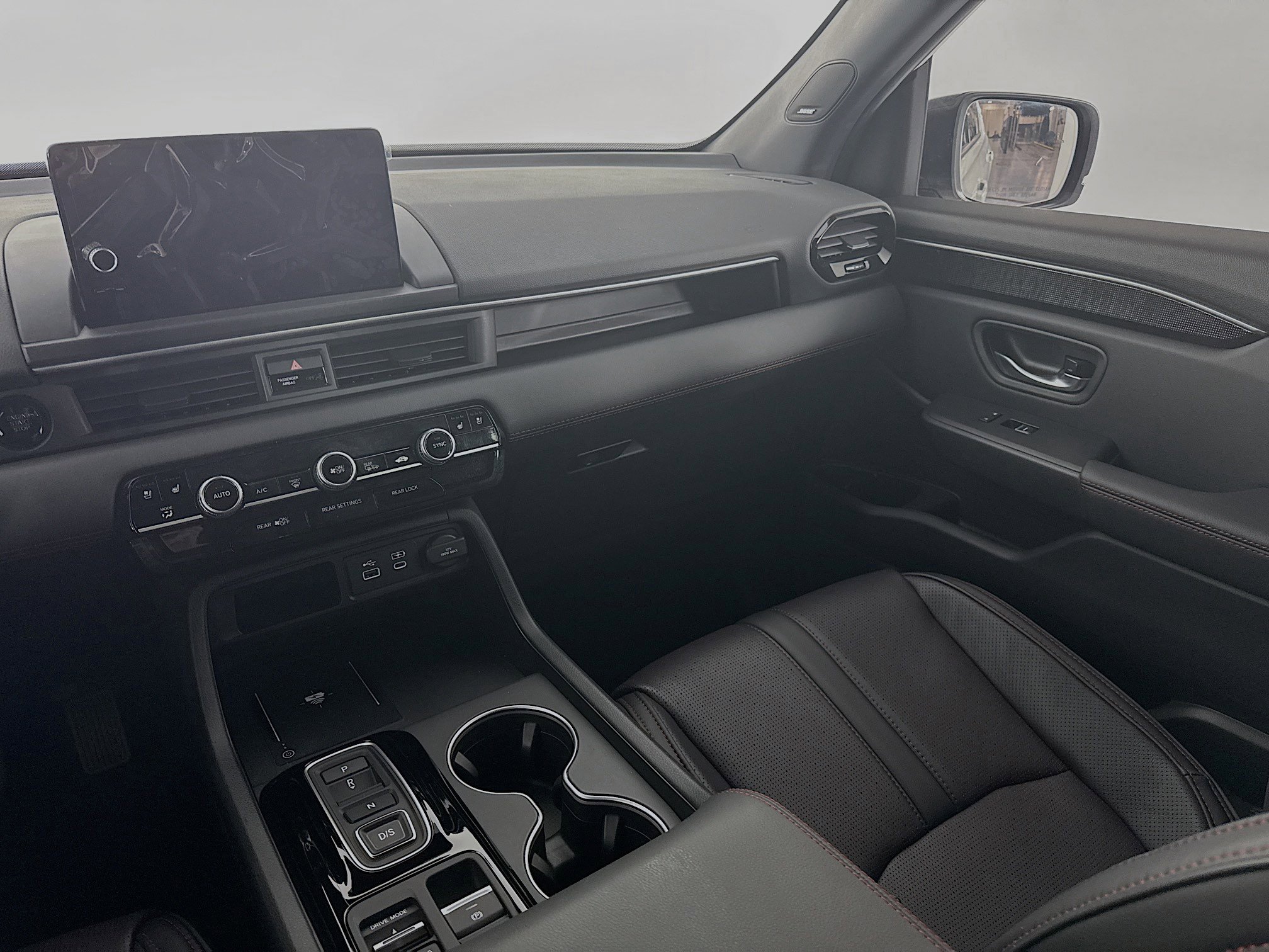 Certified 2025 Honda Pilot Black Edition image 25