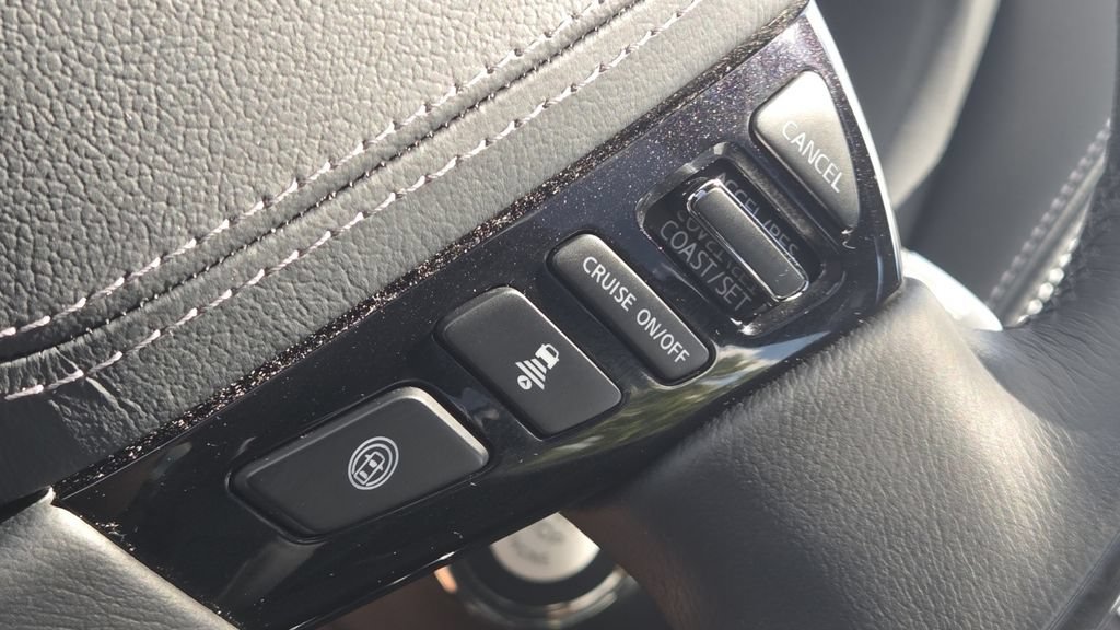 Used 2021 INFINITI QX80 Sensory w/ Cargo Package AWD/4WD image 28