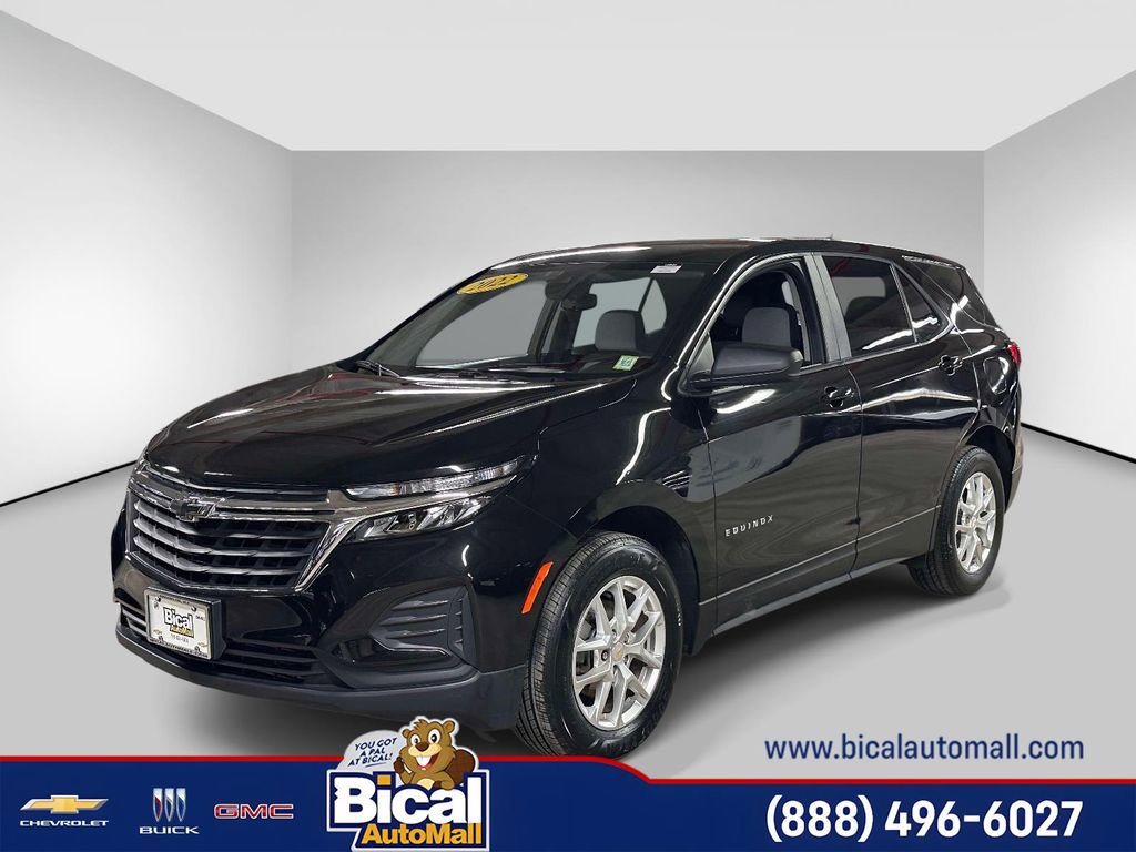Used 2022 Chevrolet Equinox LS AWD/4WD image 1