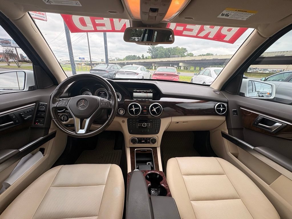 Used 2015 Mercedes-Benz GLK 350 2WD image 27